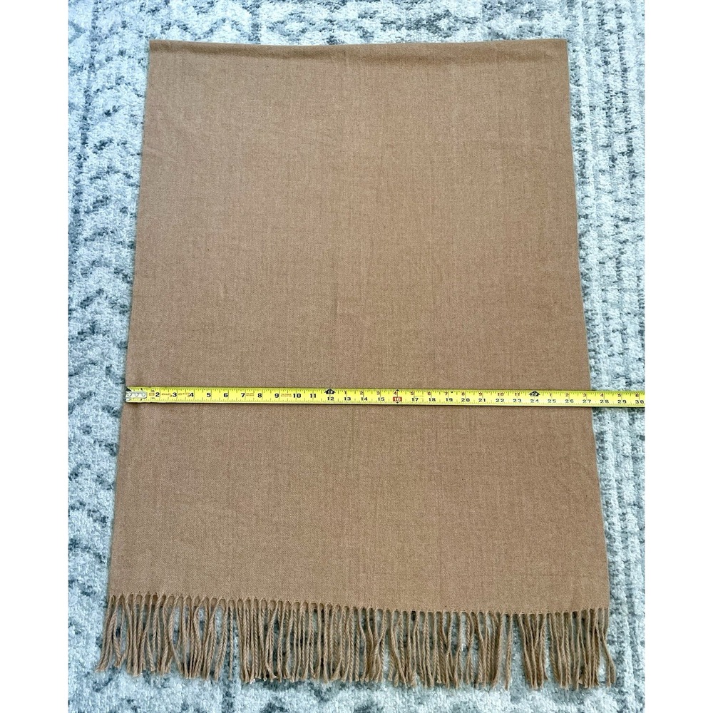 Lot of 2 Soft Scarves / Wraps With Fringe Heavyweight Camel & Ivory Cashmere - Picture 5 of 12